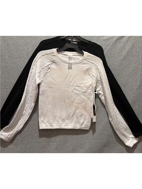 🆕One Step Ahead White&Black Seamless 2-Pack Tops Activewear LongSleeves L/XL